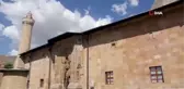21'inci yüzyıldan tarihe uzanan bir köprü