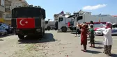 Son dakika haberi! Manavgat yangınında görev yapan TOMA'lar çiçekler ve alkışlarla uğurlandı