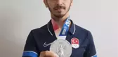 ERAY ŞAMDAN KARATENİN EFSANE İSMİ OLMAK İSTİYORUM