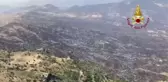 İtalya'nın Sicilya adasında yanan ormanlık alanlar havadan görüntülendi