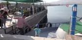 Sıcaktan bunalan vatandaşlar Van Gölü'nde tekne turlarıyla serinliyor