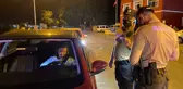 Araçları tek tek durdurup sorguladılar