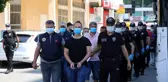 Son dakika haber! Mersin merkezli FETÖ'nün askeri yapılanmasına yönelik operasyonda yakalanan 17 kişi adliyede