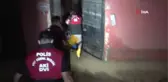 Son dakika haberleri | Sel bölgesinde polisten yaşlı çifte yardım eli