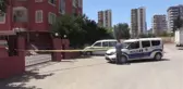 Kocasının başına taşla vurduğu kadın yaralandı