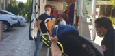 KAHTA'DA KAMYONETLE HAFİF TİCARİ ARAÇ ÇARPIŞTI 16 YARALI