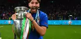 EURO 2020'nin yıldızı Locatelli, Juventus'a transfer oldu