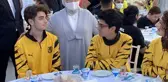 Sancaktepeli şampiyon sporcular akşam yemeğinde bir araya geldi