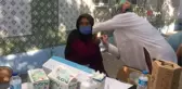 Mevsimlik tarım işçilerine kaldıkları çadır kentte aşılandı