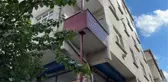  GÜÇLENDİRME İÇİN KONULDU ANCAK RÜZGARDA BİLE SALLANIYOR