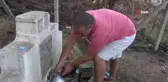 Gözü gibi bakarak biriktirdiği 4 bin ağaç tohumunu yanan ormanlar için paylaşmak istiyor