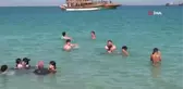 Mersin'de vatandaşlar sahillere akın etti