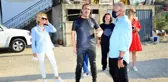 HALUK LEVENT YANGIN MAĞDURU MANAVGATLILARI ZİYARET ETTİ AHBAP DERNEĞİ, BEYAZ EŞYA SÖZÜ VERDİ