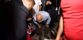 Bayılan eğitmenin ilk müdahalesini doktor başkan yaptı