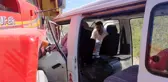 Son dakika haber! Sıkışan minibüs sürücüsünü itfaiye kurtardı