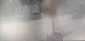 BAKIRKÖY'DE TERS YÖNE GİRDİ; OTOMOBİLLE KAFA KAFAYA ÇARPIŞTI