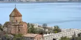 Tarihi Akdamar Kilisesi Ayine Hazır