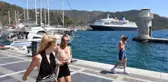 MARMARİS'E 2 YIL ARADAN SONRA DENİZ YOLUYLA TURİST GELDİ