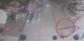 Evden taşınmasını talep eden kardeşini pompalıyla vurdu! Olay anı kamerada