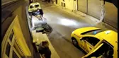Boşanma aşamasındaki eşini ailesinin gözü önünde zorla kaçırdı