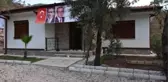 25 GÜNDE YANAN EVLERİNİN YERİNE YENİSİNE KAVUŞAN MARMARİSLİ ÇİFTİN MUTLULUĞU