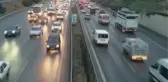 Akşam saatlerinde trafikte yoğunluk yaşanıyor