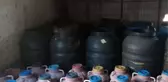 HAYVAN DAMINA BASKINDA, SAĞLIKSIZ KOŞULLARDA ÜRETİLEN 52 TON SALÇA ELE GEÇİRİLDİ
