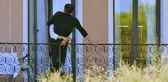 17 yıl sonra barışan Jennifer Lopez ve Ben Affleck, balkonda romantik anlar yaşadı