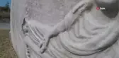Yol kenarında Roma dönemine ait lahit...Asırlardır hem yoldan hem de denizden geçenleri selamlıyor