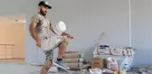 Bu da Urfalı Maradona! İnşaatta kova sektirdiği videoları izlenme rekoru kırıyor