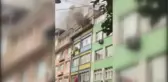 FATİH'TE 4 KATLI BİNADA YANGIN; DEMANS HASTASI KADIN YARALANDI