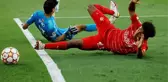 Şampiyonlar Ligi'nde ilklerin maçı! 4 penaltı atılan Sevilla-Salzburg karşılaşması tarihe geçti