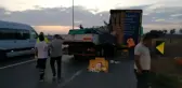 Silivri TEM'de tıra kamyon çarptı: 1 yaralı
