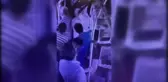 METROBÜSTE KÖR EDEN MASKE UYARISI