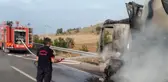Rusya'ya giden üzüm yüklü tır alev topuna döndü