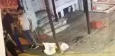 Alkollü şahsın cüzdanını çaldı, güven timlerinden kaçamadı