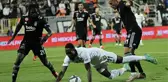 Altay mağlubiyeti sonrası Beşiktaş taraftarı çok öfkeli! 4 futbolcuyu takımda istemiyorlar