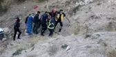 Son dakika: Hisarcık'ta otomobil uçuruma yuvarlandı: 1 ölü, 1 yaralı