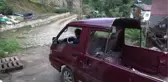 Aracının tavanına kafasını vurunca sinirlendi, panelvanı kamyonete dönüştürdü
