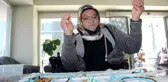 Engelini aştı, ürettiği takıları yurt dışına gönderiyor