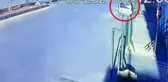 Önce çarptı sonra sürükledi