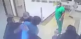 Yoğun bakım hemşiresine silahlı saldırı anları kamerada! Göğsünden ve omzundan vuruldu