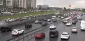 İstanbul'da yağış trafikte yoğunluk oluşturdu