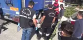 Geri manevra yapan kamyonun çarptığı kadın öldü