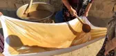 Mardin'de toplanan üzümler pekmez, pestil, cevizli sucuğa dönüşüyor