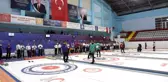 Curling 2022 Kış Olimpiyat Oyunları ön eleme müsabakaları Erzurum'da devam ediyor