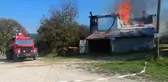 Karabük'te iki katlı ev alevlere teslim oldu