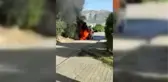 Son dakika: Öğrenci servisinde çıkan yangın söndürüldü