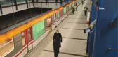 Prag metrosuna sprey boyalı saldırı