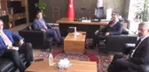Son dakika! Uşak Üniversitesinde ilk ders Veysel Eroğlu tarafından verildi